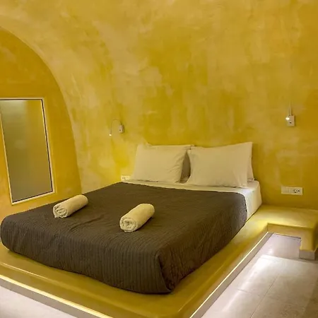 شقة M Santorini Conelia Cave